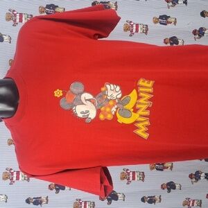 Vintage Y2K Minnie Mouse Mickey & Co Disney red & yellow graphic XL t-shirt